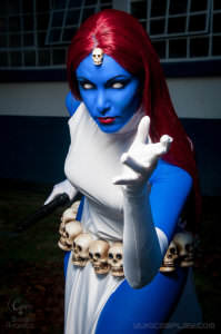 mystique_cosplay_by_yukilefay-d6fmbe6