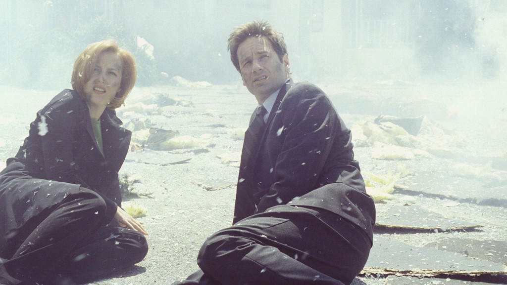 The X-Files (Fox) season 7 Episode: Je Souhaite (Agents Scully and Mulder witness the repercussions of an unearthly force unleashed on a small town), May 14, 2000 Shown: Gillian Anderson (as Agent Dana Scully), David Duchovny (as Agent Fox Mulder)